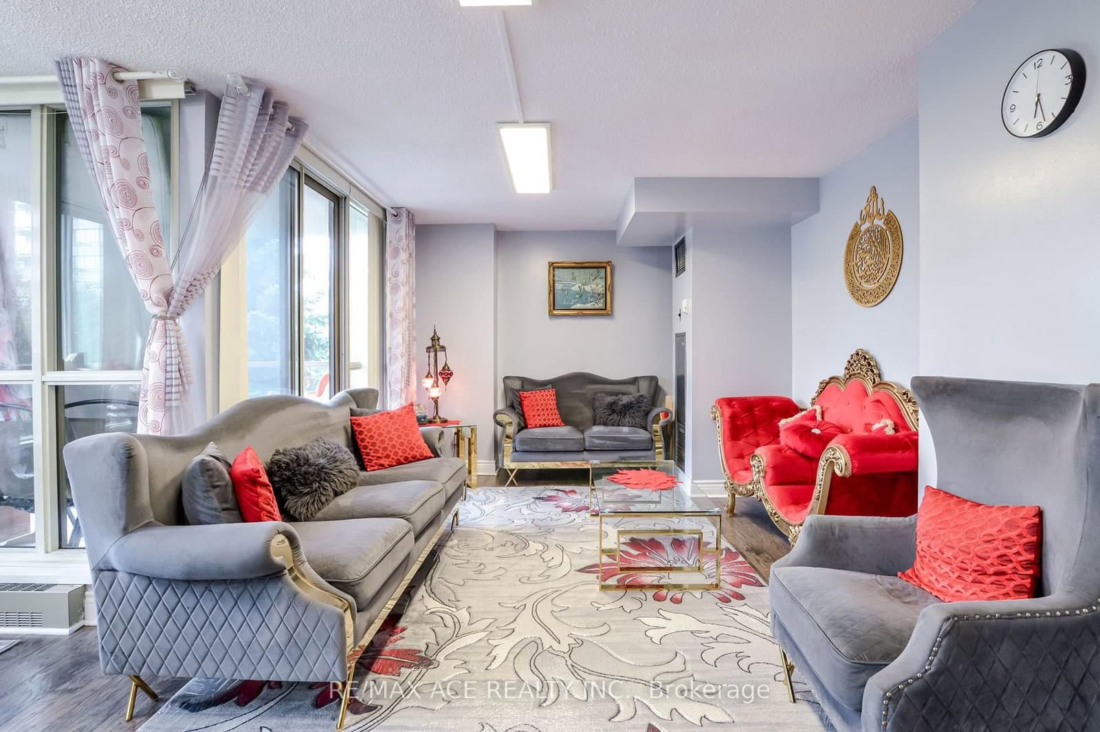 75 King Street E, Unit 201 thumbnail 10