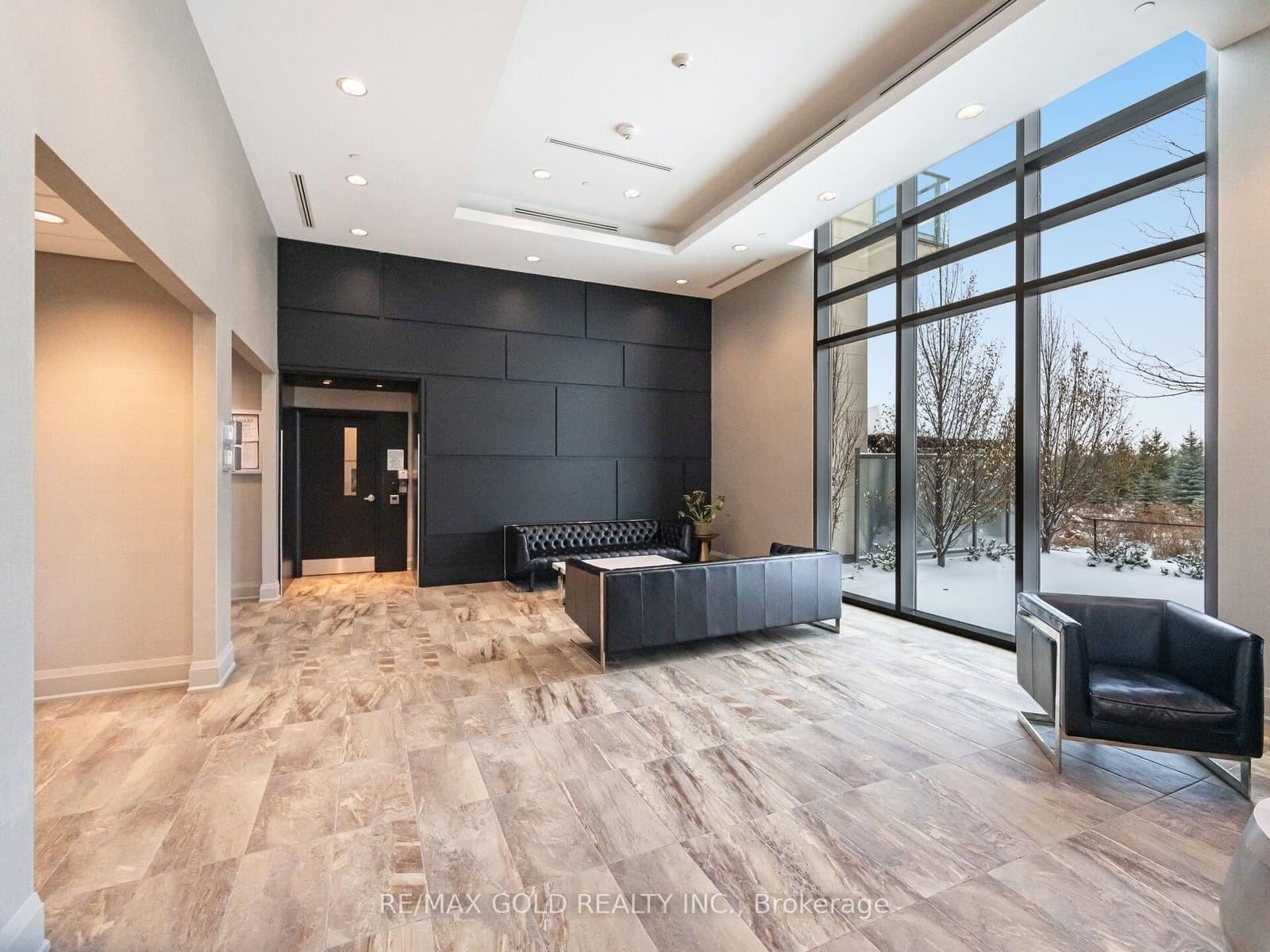65 Yorkland Boulevard, Unit 111 thumbnail 4