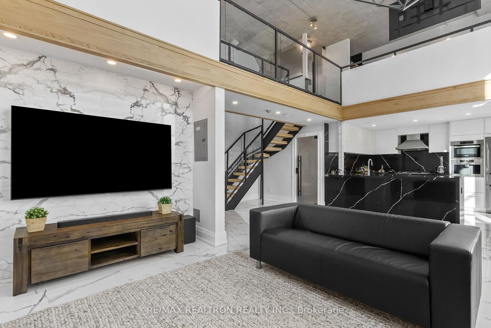 300 Manitoba Street, Unit 311 thumbnail 11
