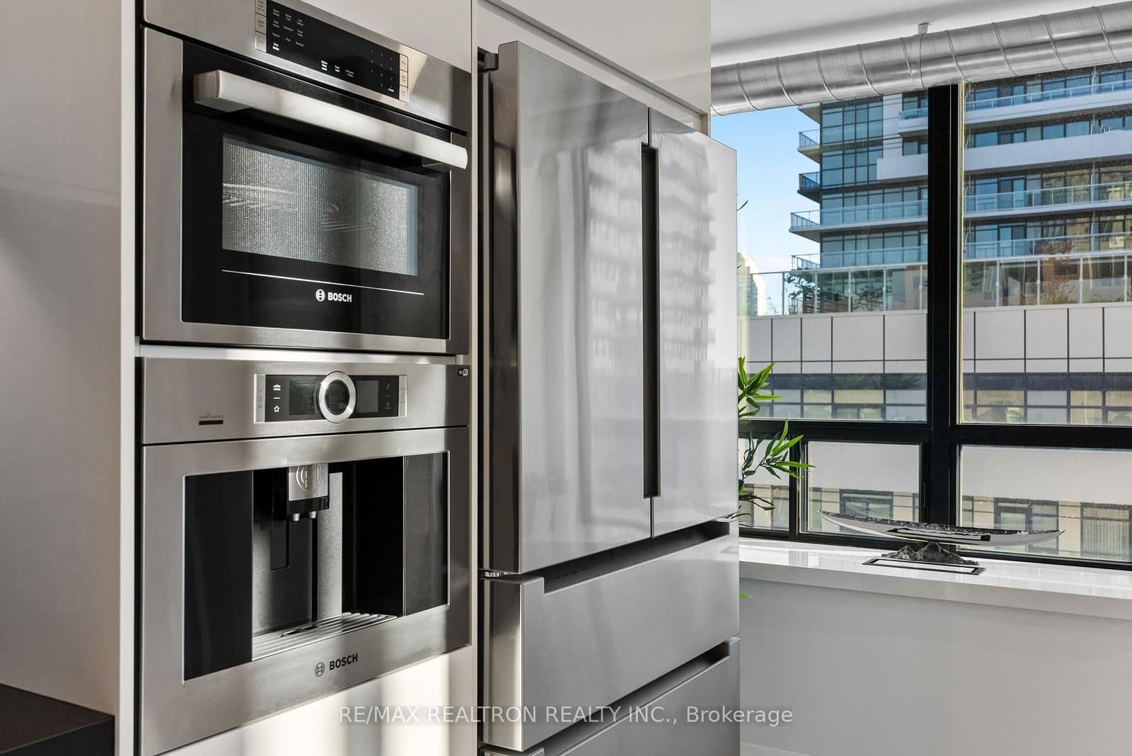 300 Manitoba Street, Unit 311 thumbnail 17