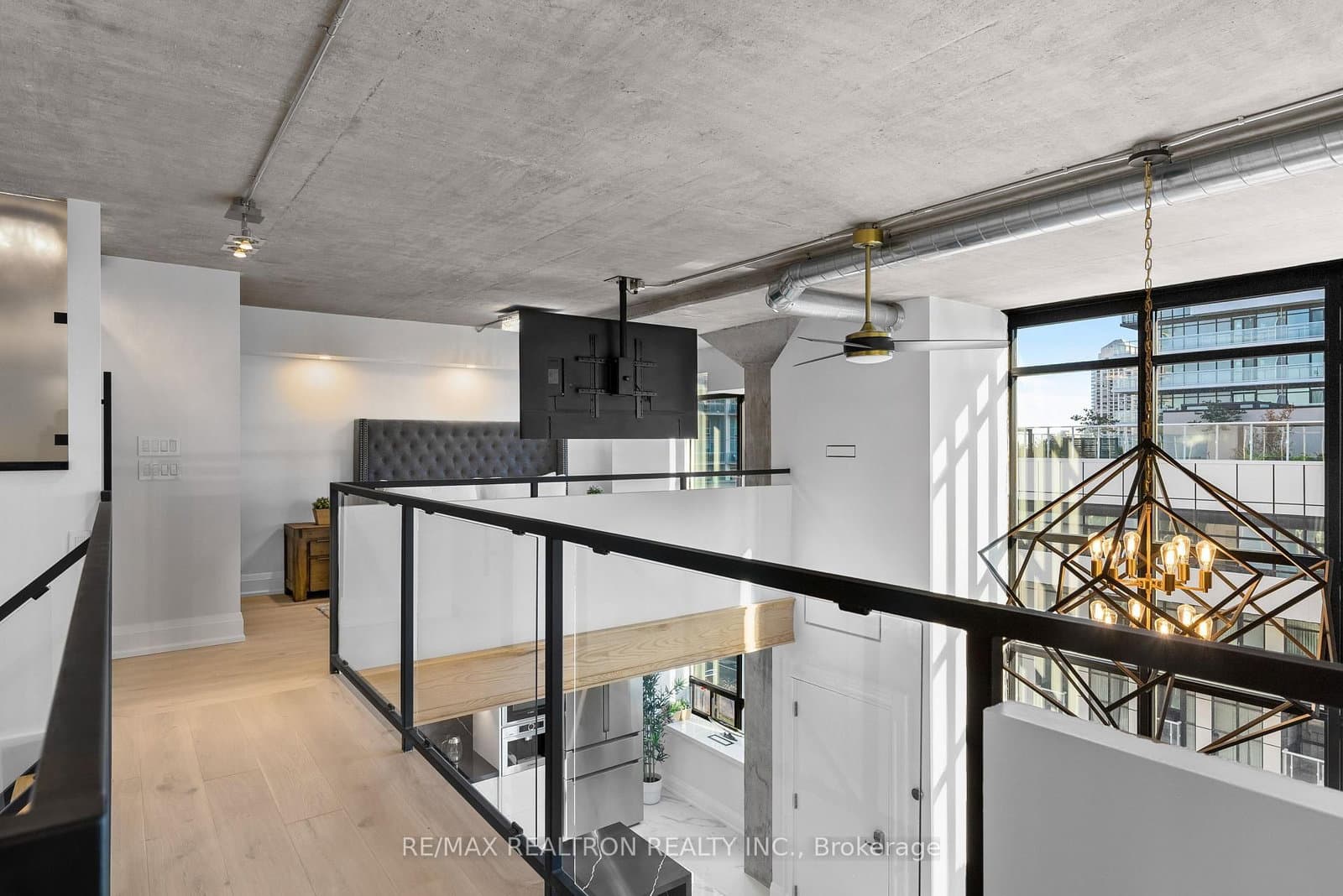 300 Manitoba Street, Unit 311 thumbnail 22