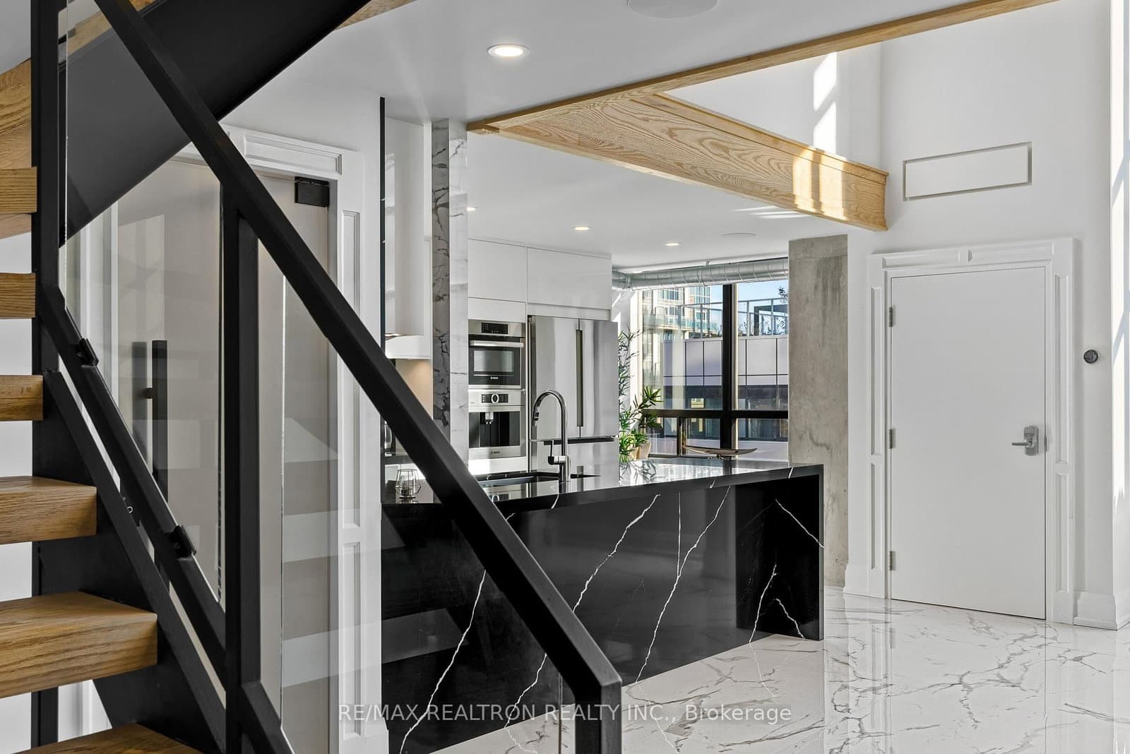 300 Manitoba Street, Unit 311 thumbnail 7