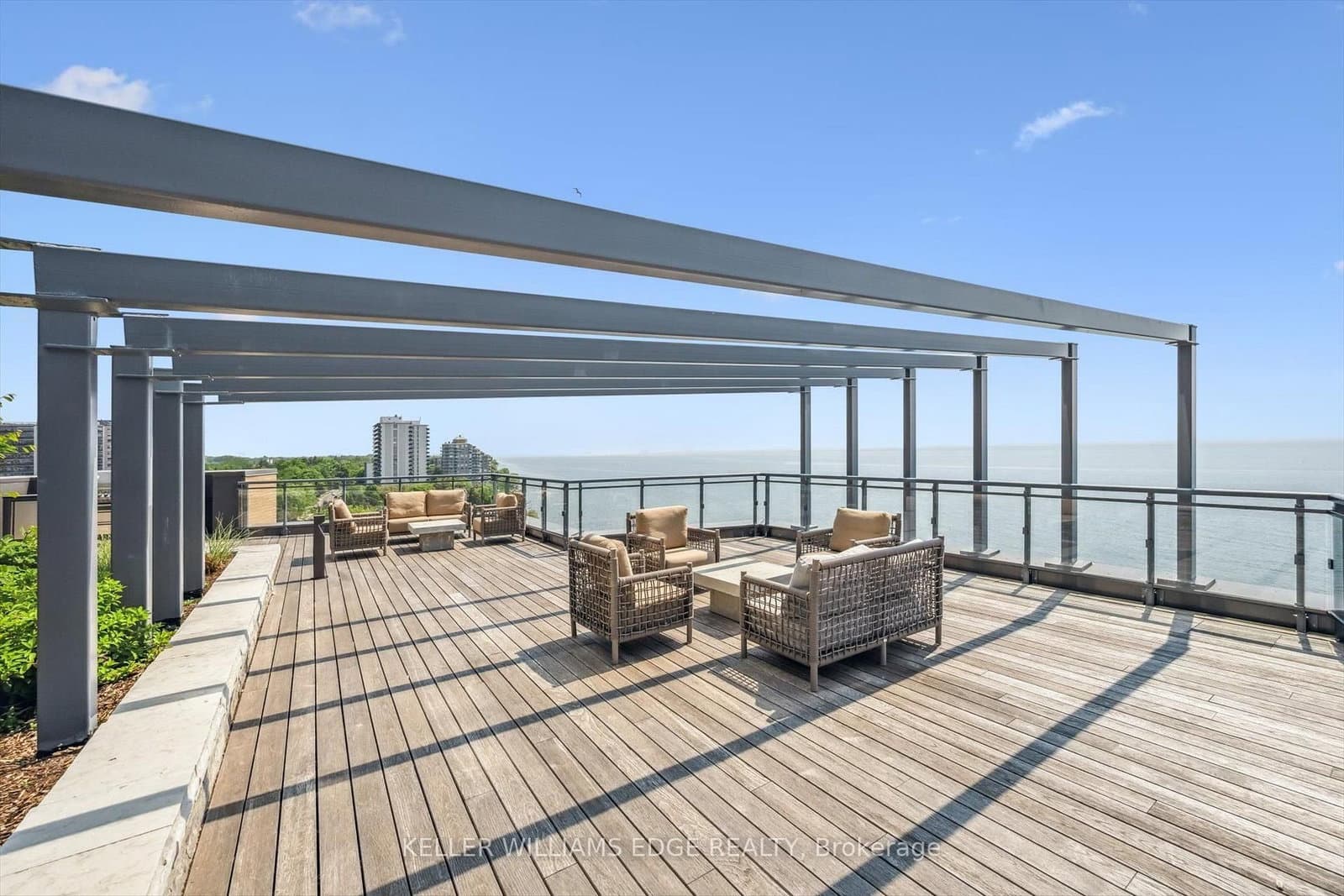 2060 Lakeshore Road, Unit 202 thumbnail 12