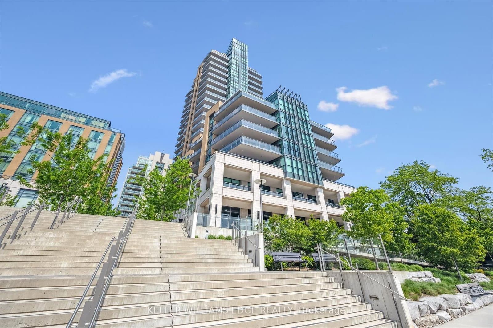 2060 Lakeshore Road, Unit 202 thumbnail 18