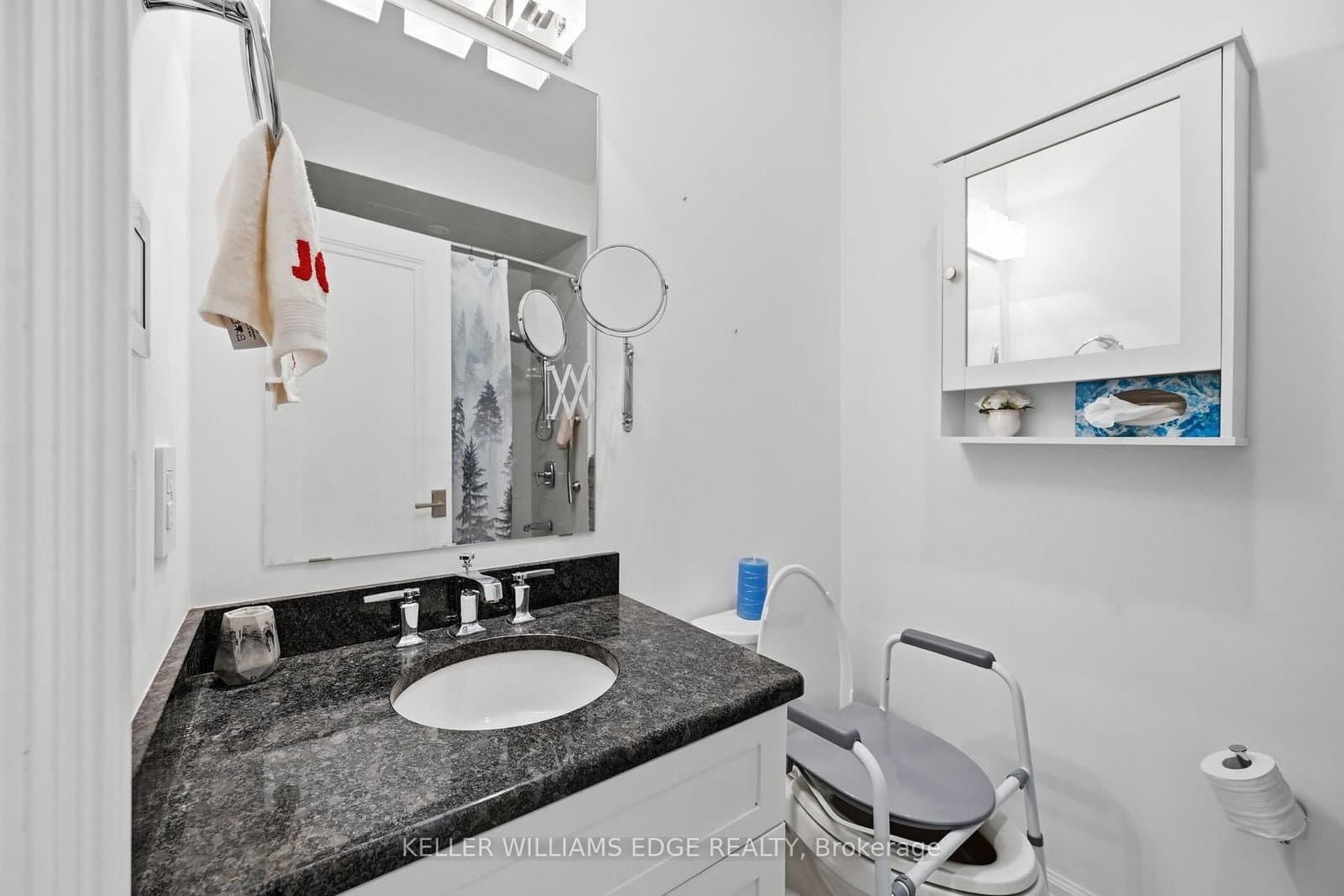2060 Lakeshore Road, Unit 202 thumbnail 23
