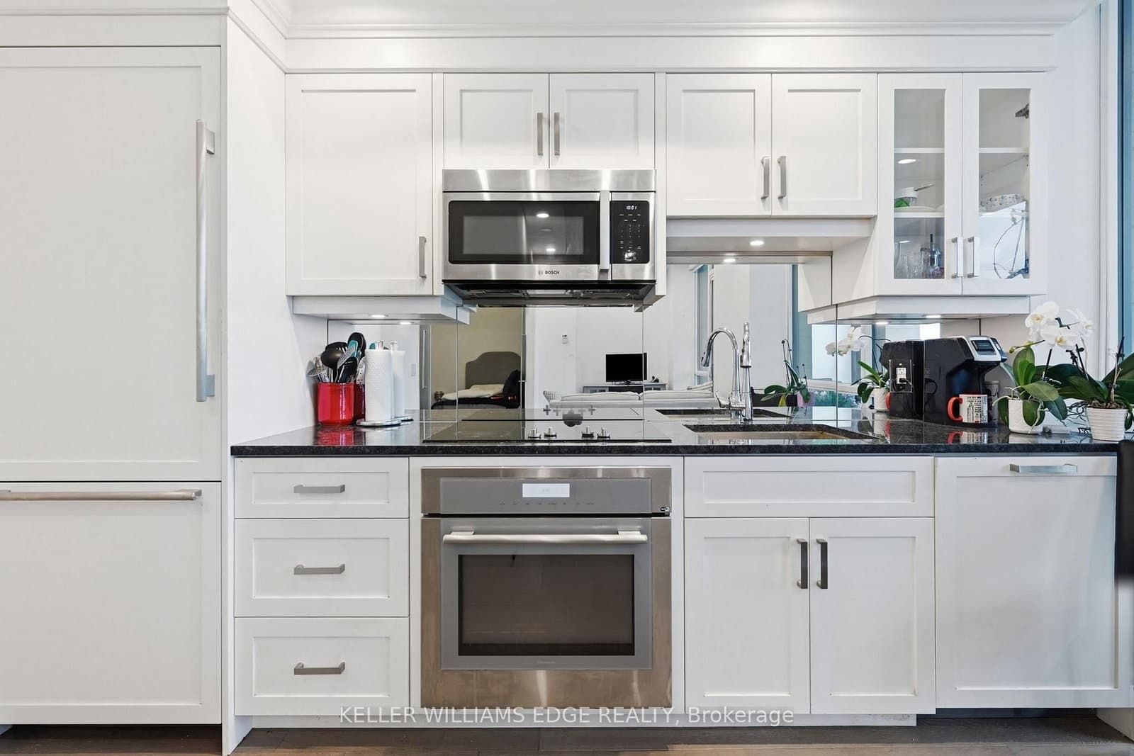 2060 Lakeshore Road, Unit 202 thumbnail 26