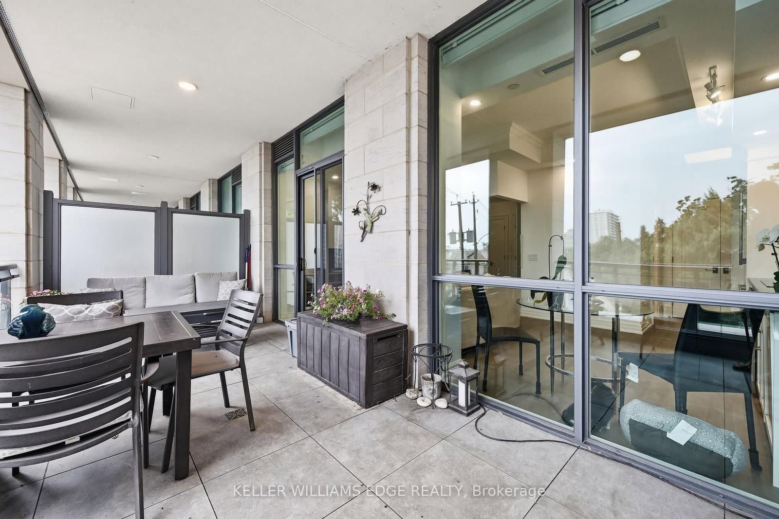 2060 Lakeshore Road, Unit 202 thumbnail 34