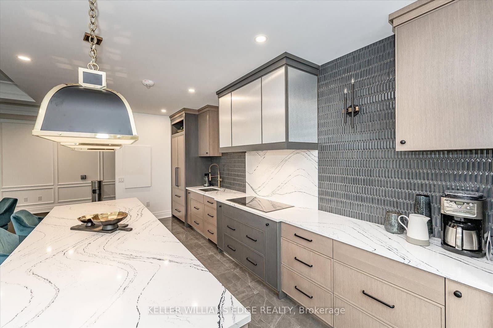 2060 Lakeshore Road, Unit 202 thumbnail 8