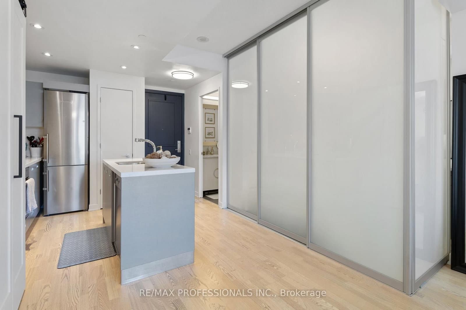 88 Park Lawn Road, Unit 1502 thumbnail 2