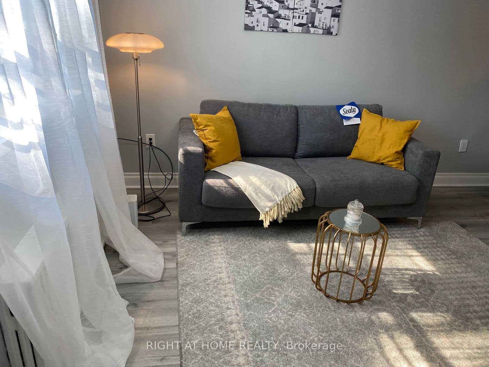 11 Donald Avenue, Unit 4 thumbnail 5