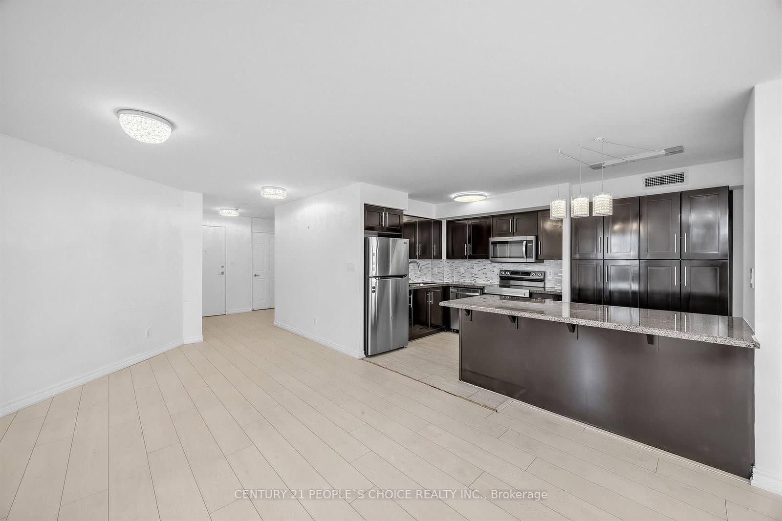 3880 Duke Of York Boulevard, Unit 1906 thumbnail 14