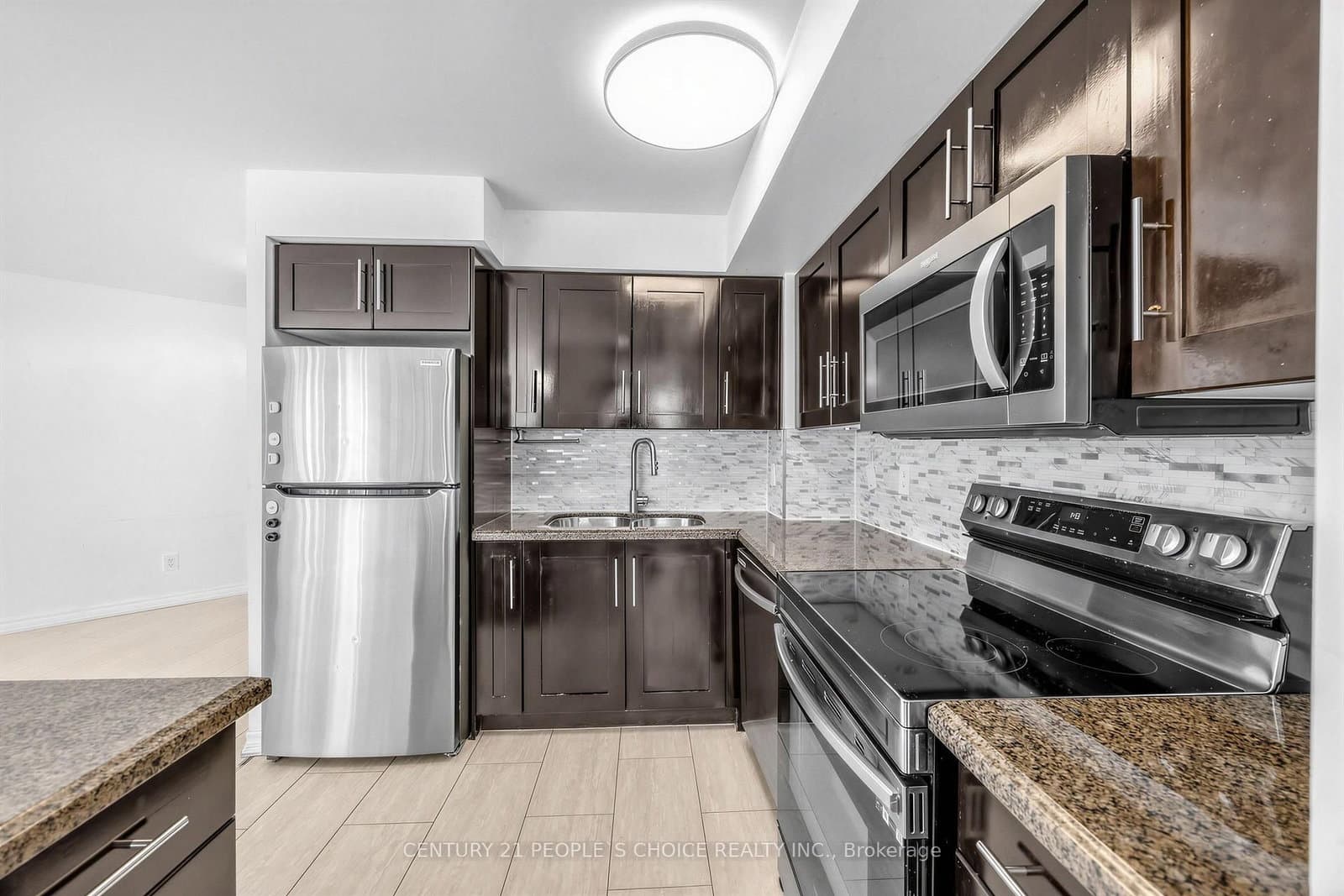 3880 Duke Of York Boulevard, Unit 1906 thumbnail 17