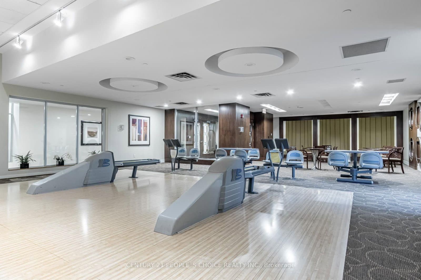 3880 Duke Of York Boulevard, Unit 1906 thumbnail 34