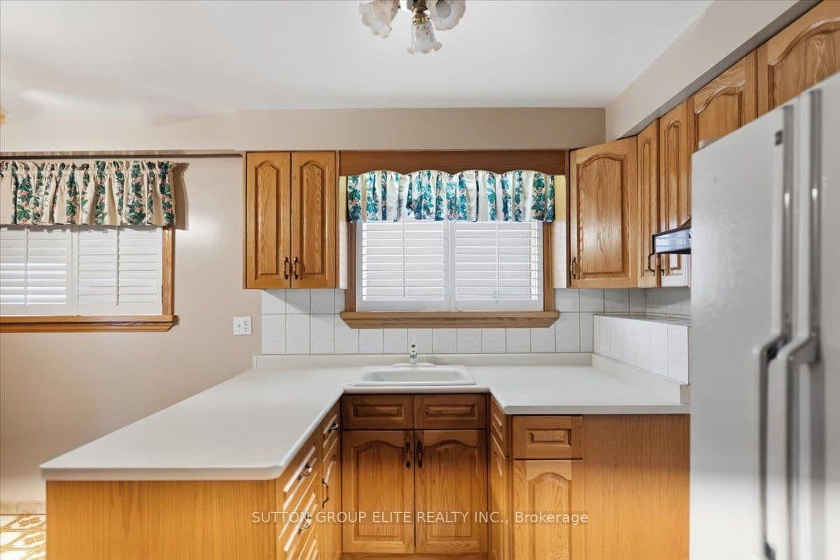 1060 Claredale Road thumbnail 15