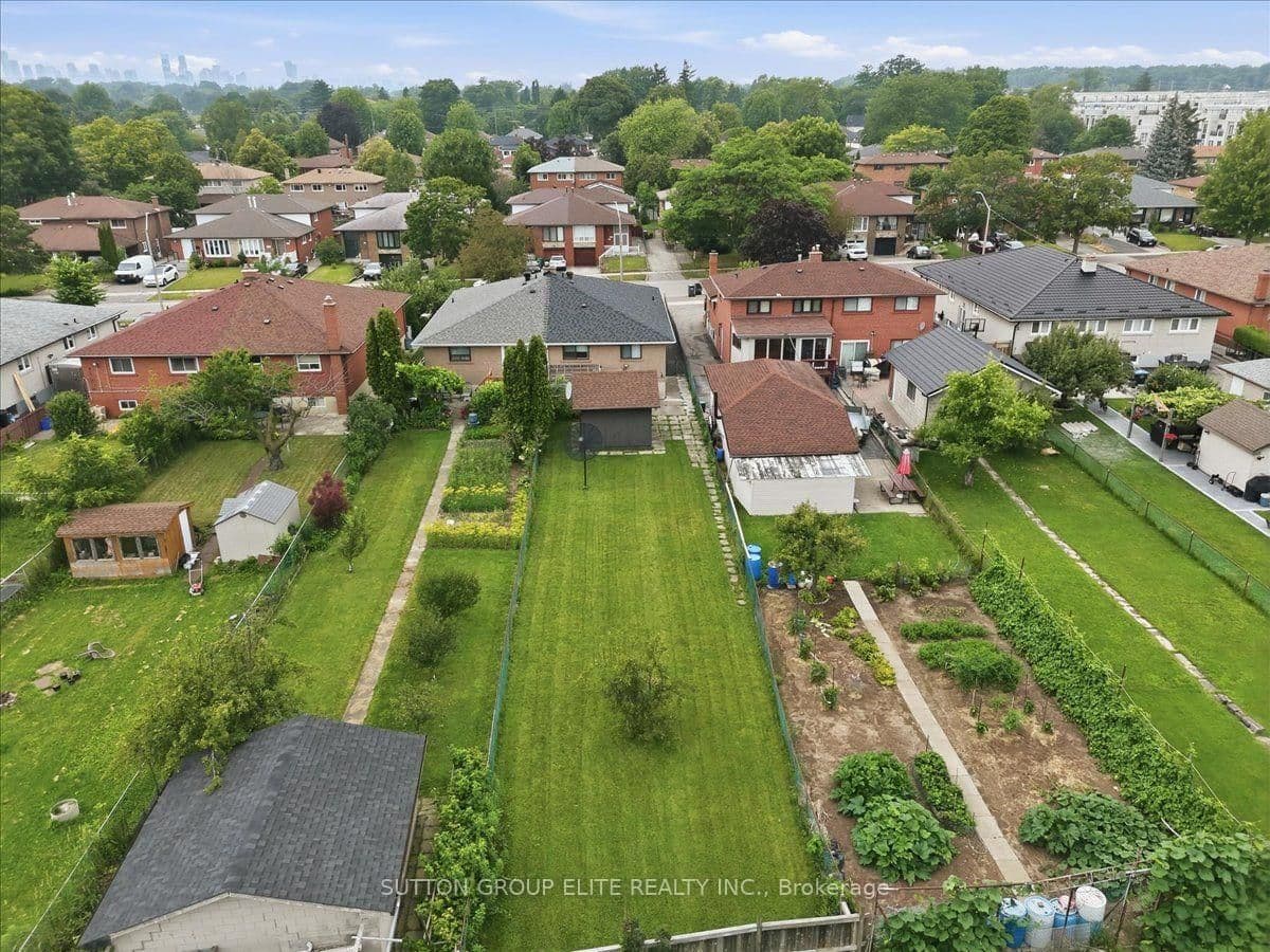 1060 Claredale Road thumbnail 43
