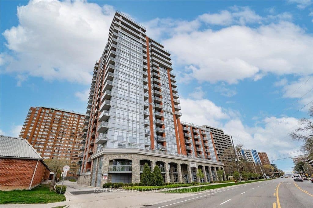 #615 - 551 Maple Avenue