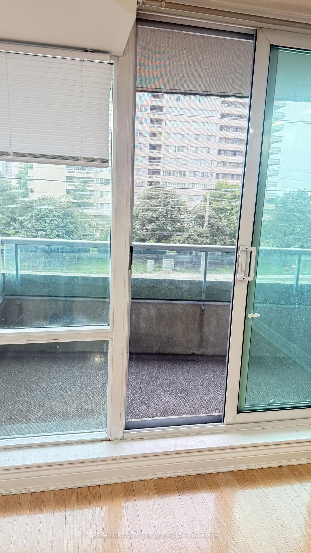1 Elm Drive, Unit 312 thumbnail 12