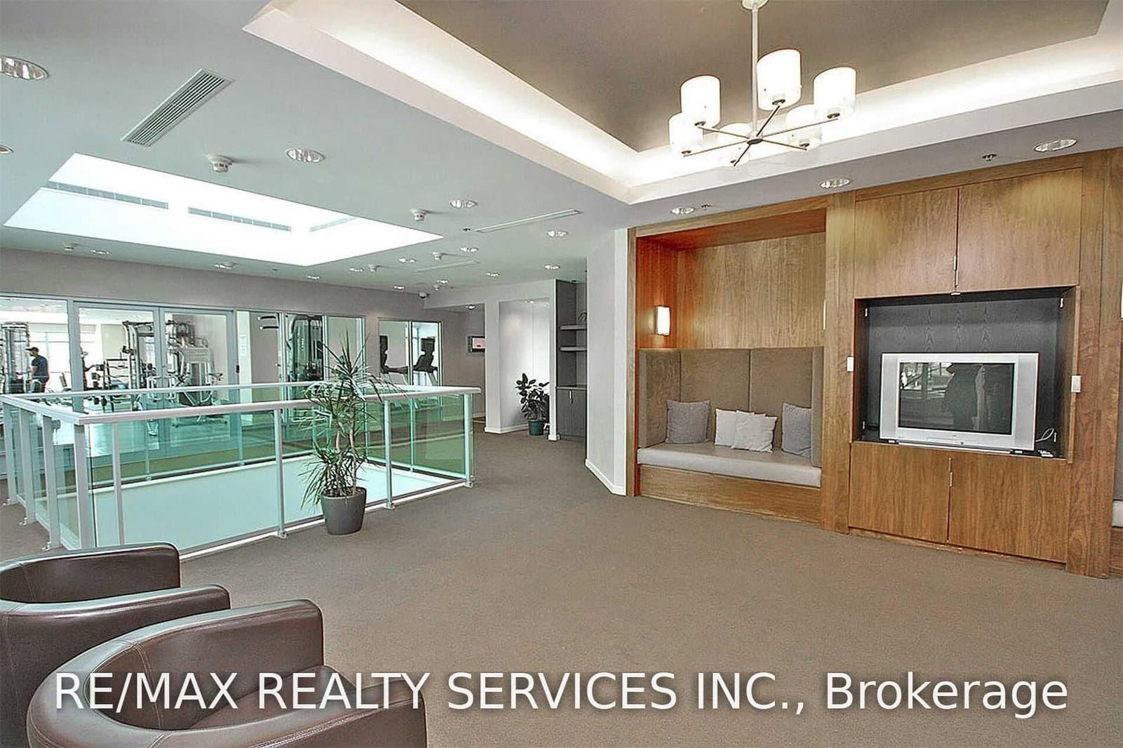 1 Elm Drive, Unit 312 thumbnail 16