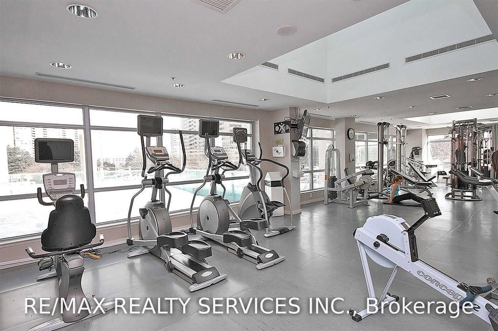 1 Elm Drive, Unit 312 thumbnail 20