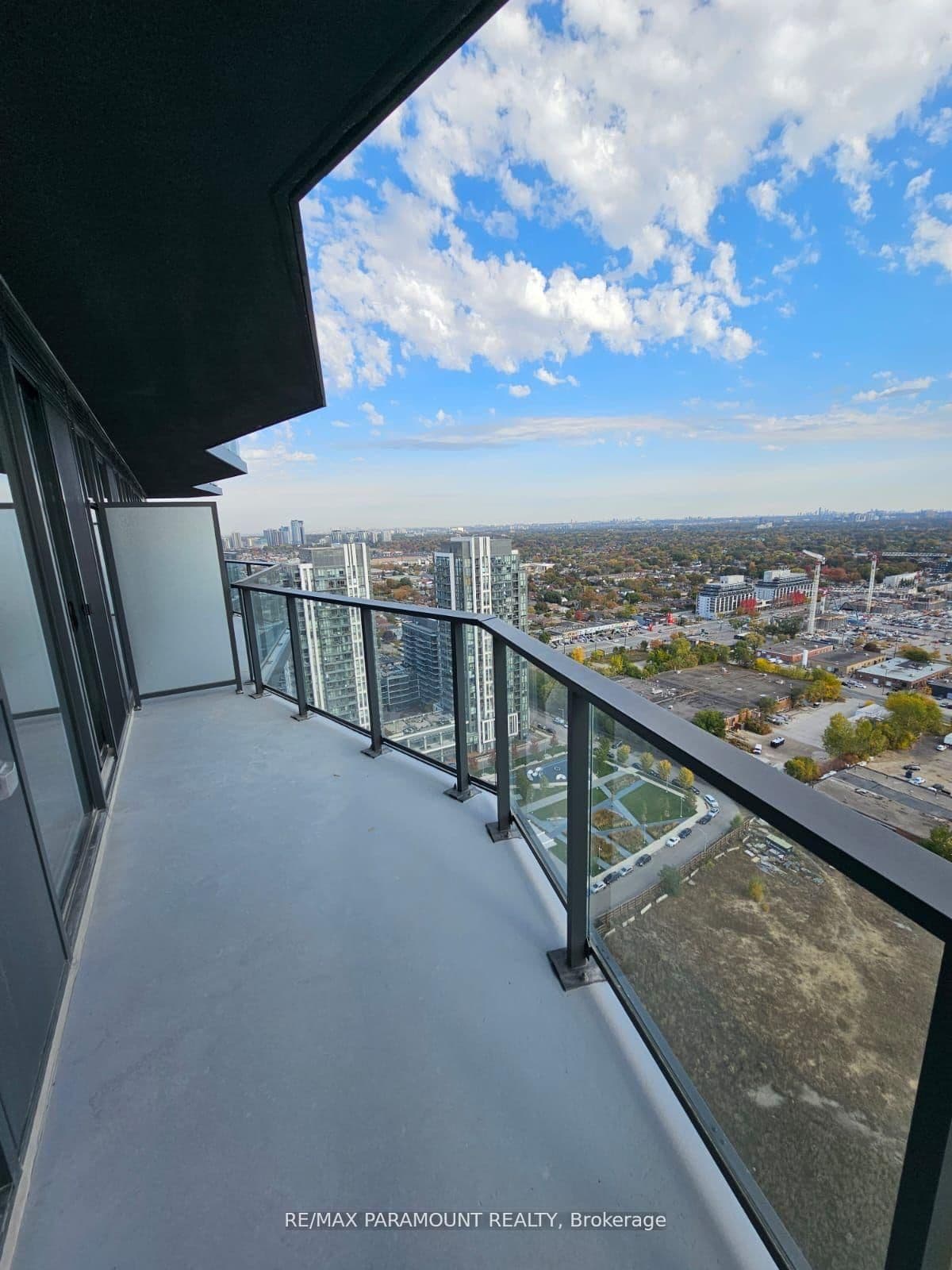 36 Zorra Street, Unit 3206 thumbnail 12