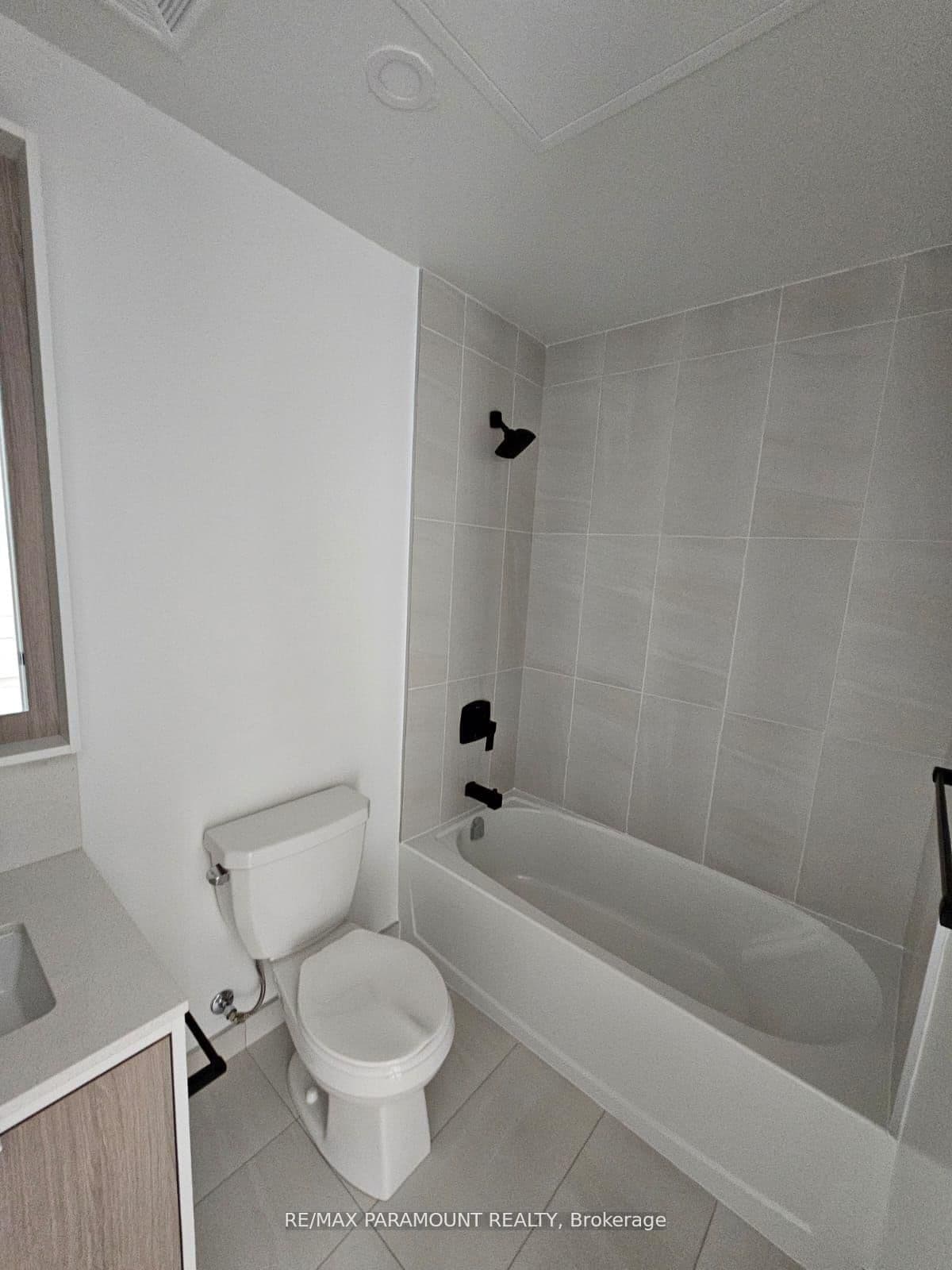 36 Zorra Street, Unit 3206 thumbnail 9