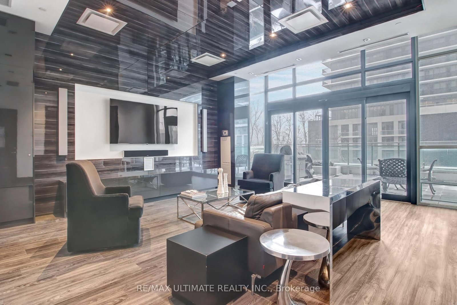 33 Shore Breeze Drive, Unit 1003 thumbnail 38