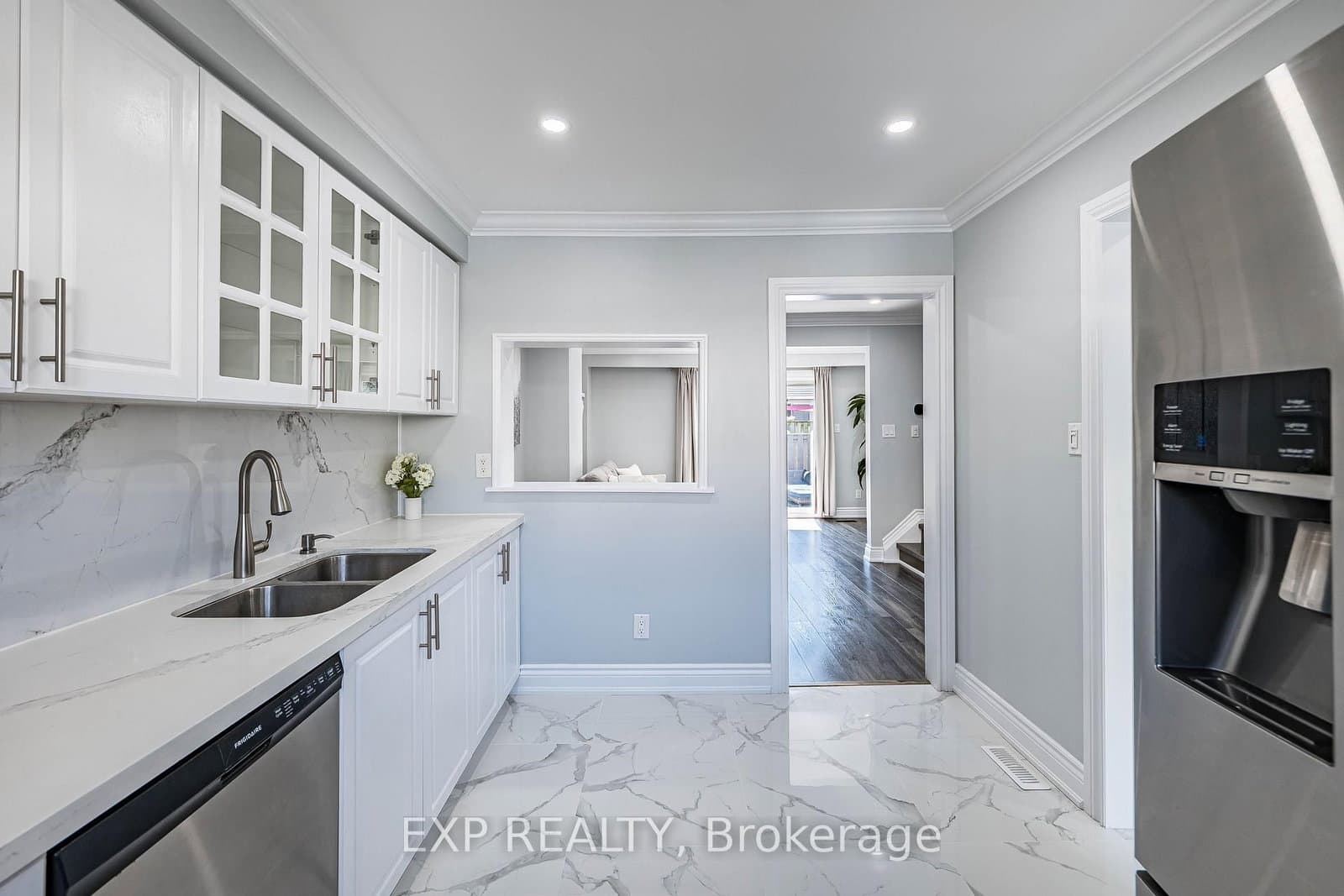 400 Mississauga Valley Boulevard, Unit 38 thumbnail 17