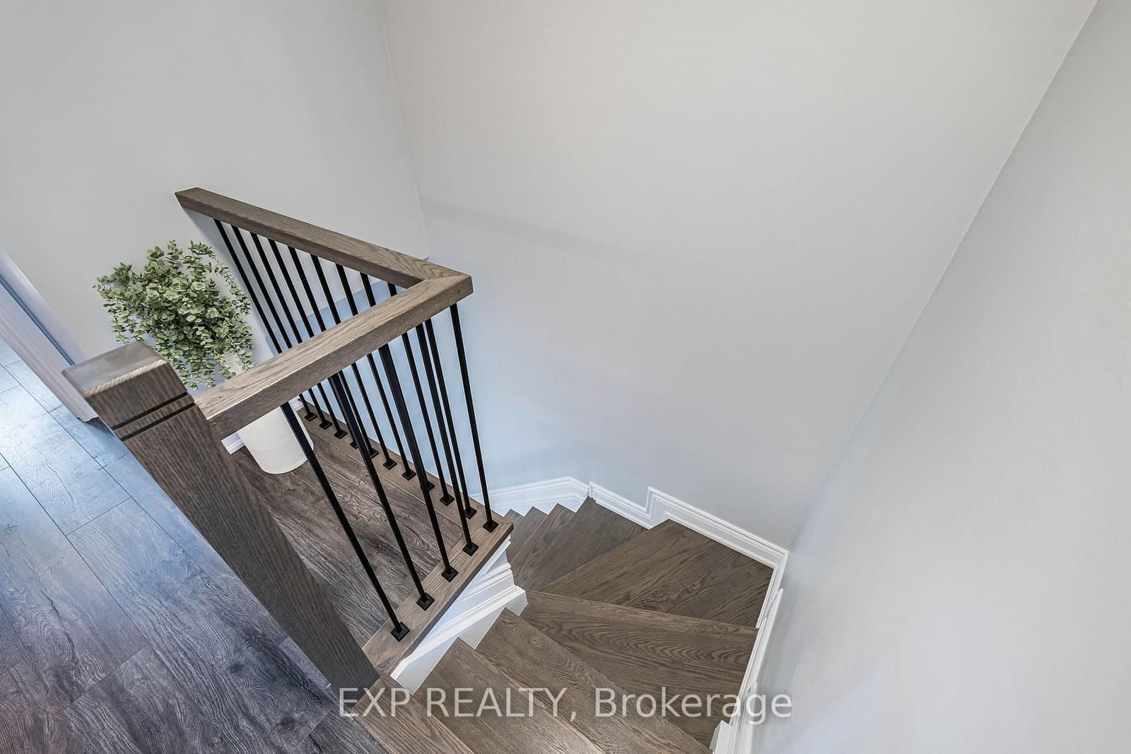 400 Mississauga Valley Boulevard, Unit 38 thumbnail 20