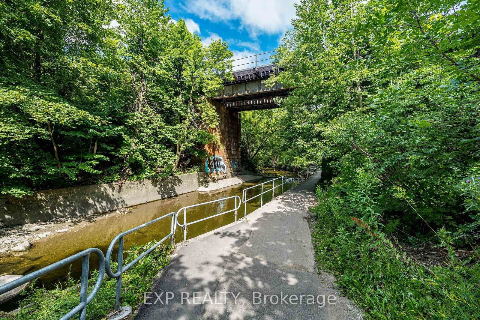 400 Mississauga Valley Boulevard, Unit 38 thumbnail 43