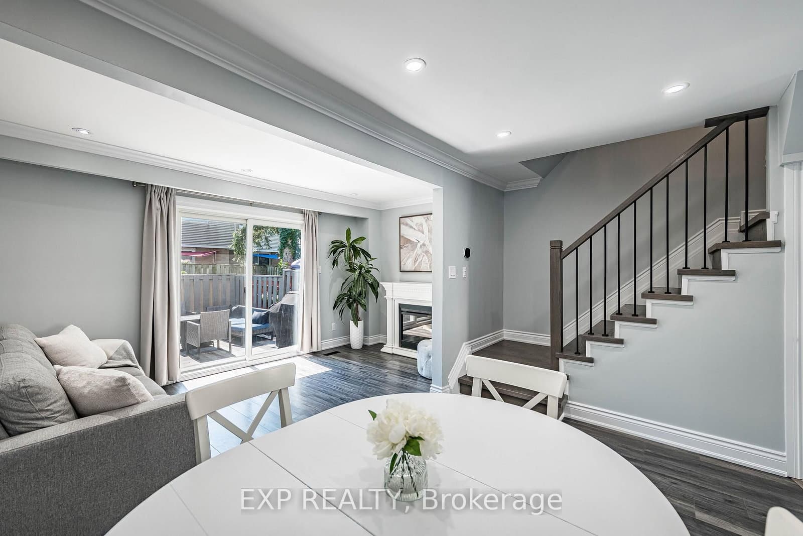 400 Mississauga Valley Boulevard, Unit 38 thumbnail 6