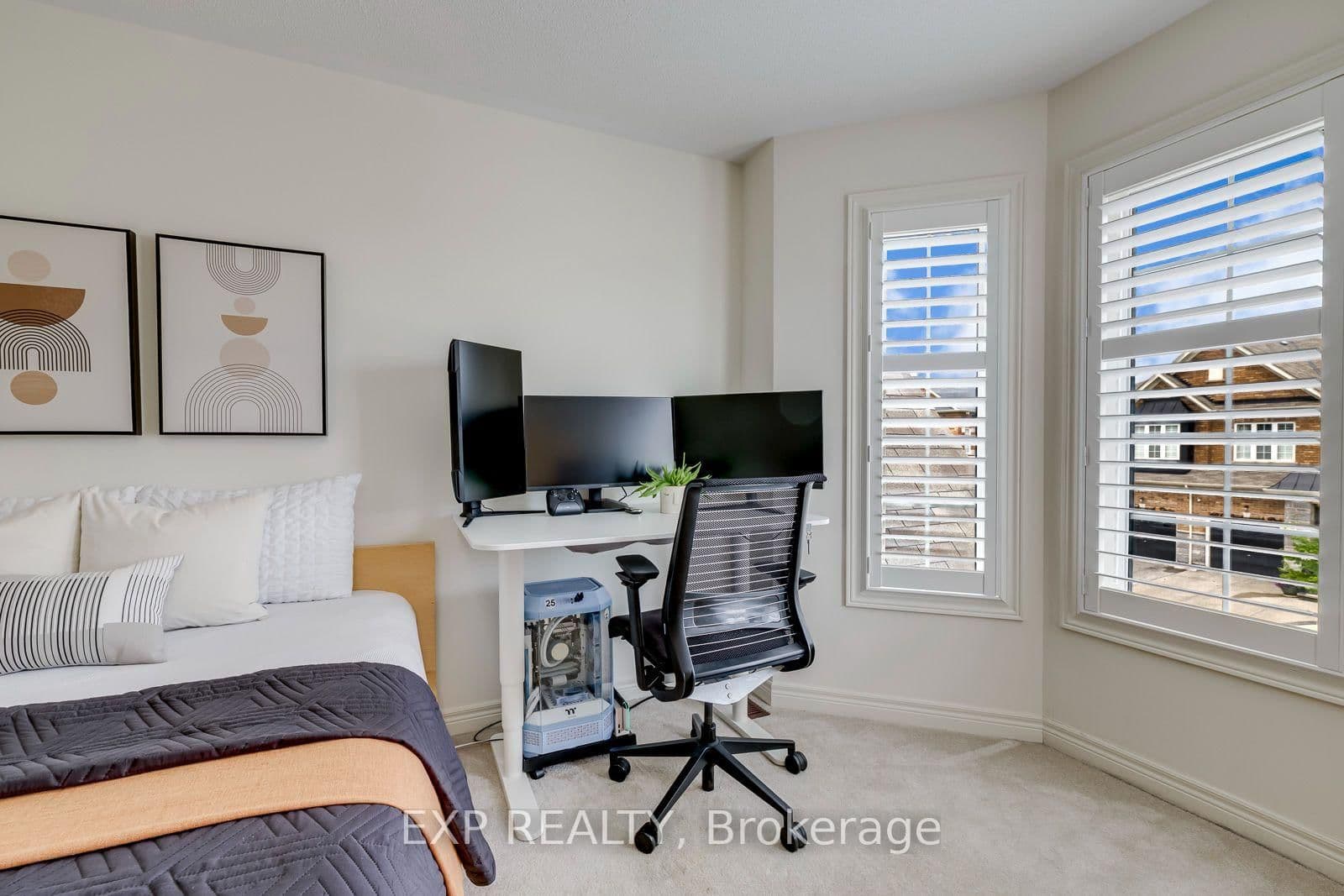 598 Bessborough Drive thumbnail 31