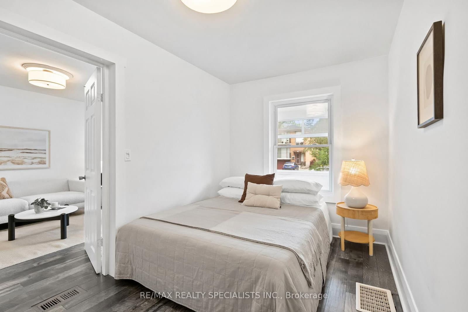 159 Hillside Avenue thumbnail 19