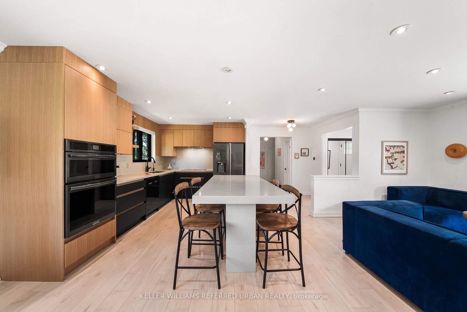 115 Bonnyview Drive thumbnail 2