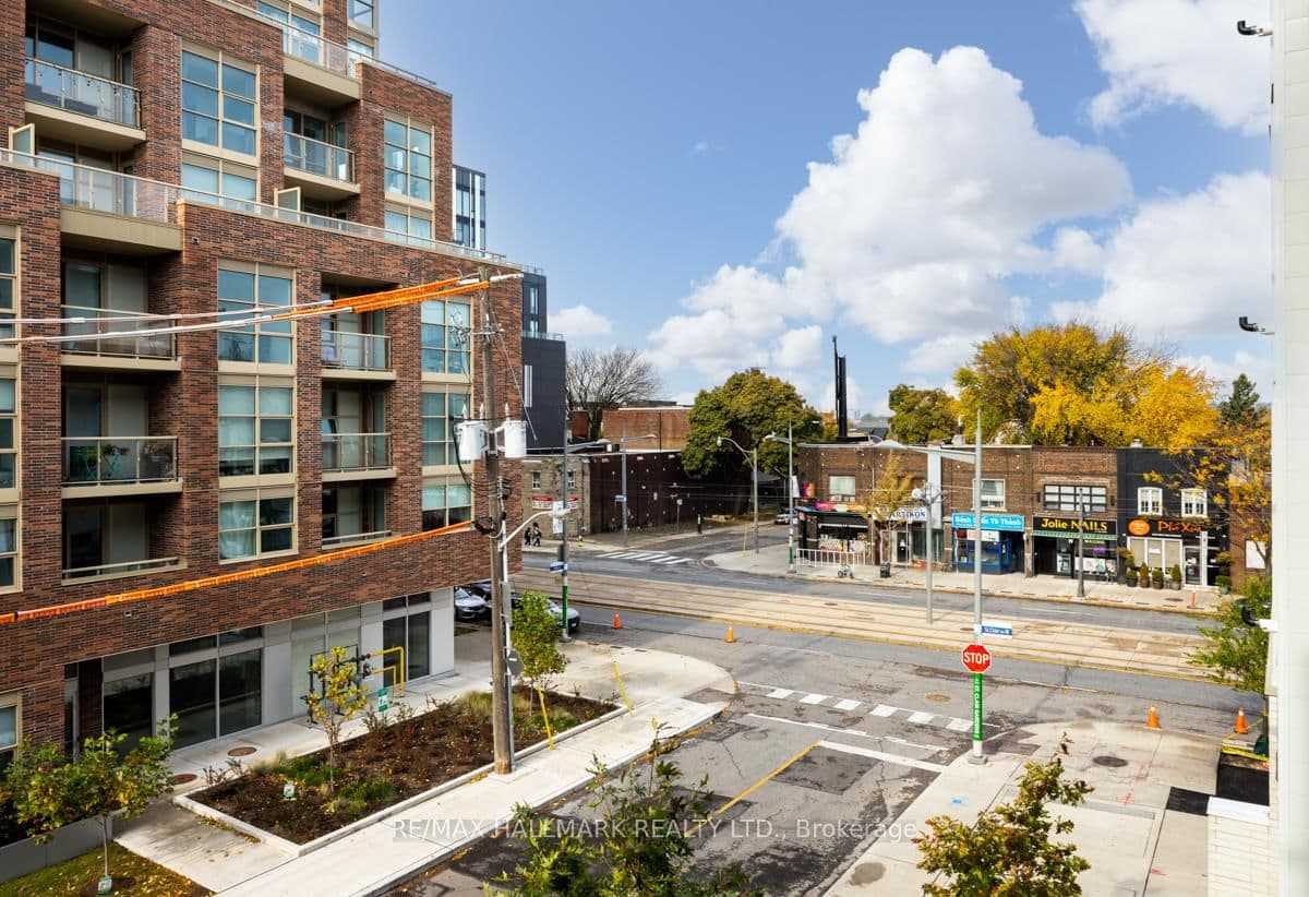 385 Osler Street, Unit 306 thumbnail 17