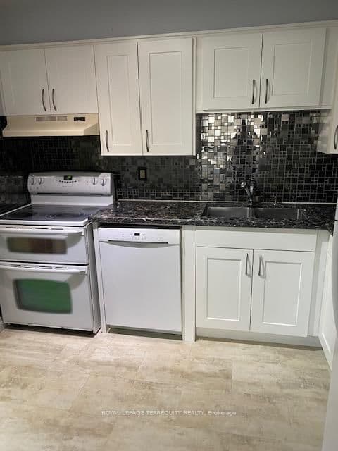 50 Elm Drive E, Unit 604 thumbnail 12