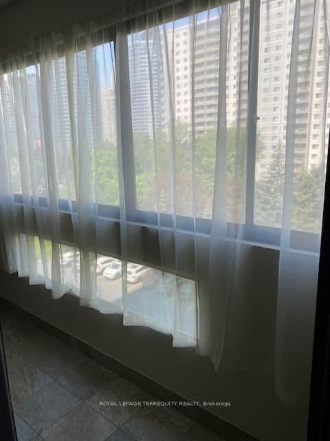 50 Elm Drive E, Unit 604 thumbnail 27