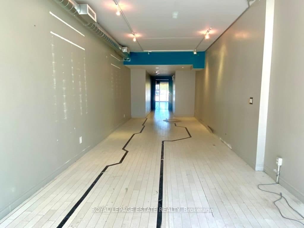 4894-4896 Dundas Street W, Unit 2-3 thumbnail 5