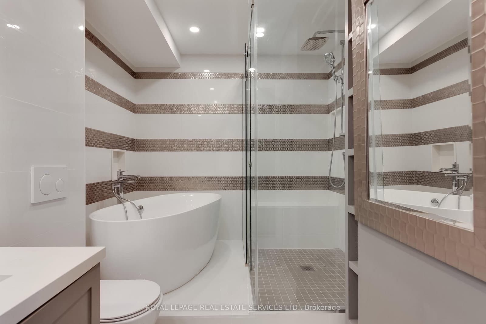 2045 Lake Shore Boulevard W, Unit 4503 thumbnail 6
