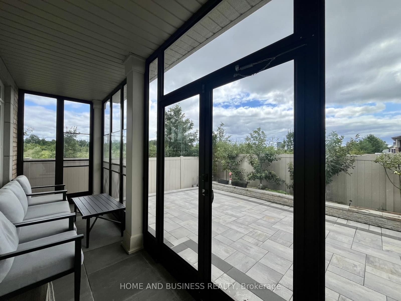152 MARVIN Avenue thumbnail 14