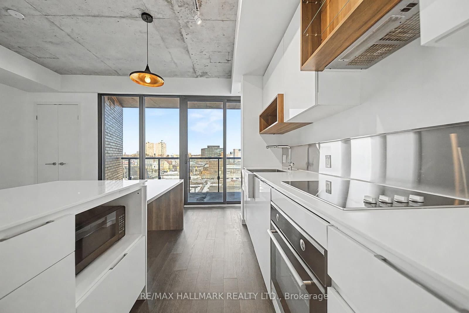 383 Sorauren Avenue, Unit 609 thumbnail 10