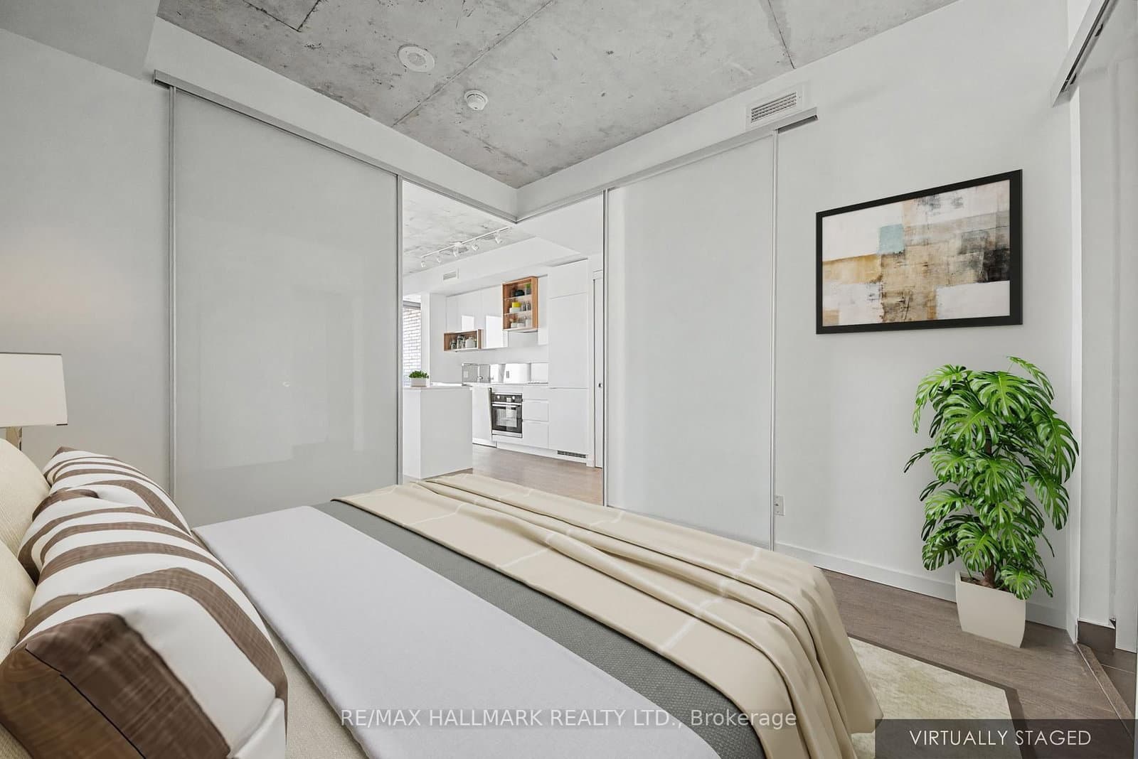 383 Sorauren Avenue, Unit 609 thumbnail 12