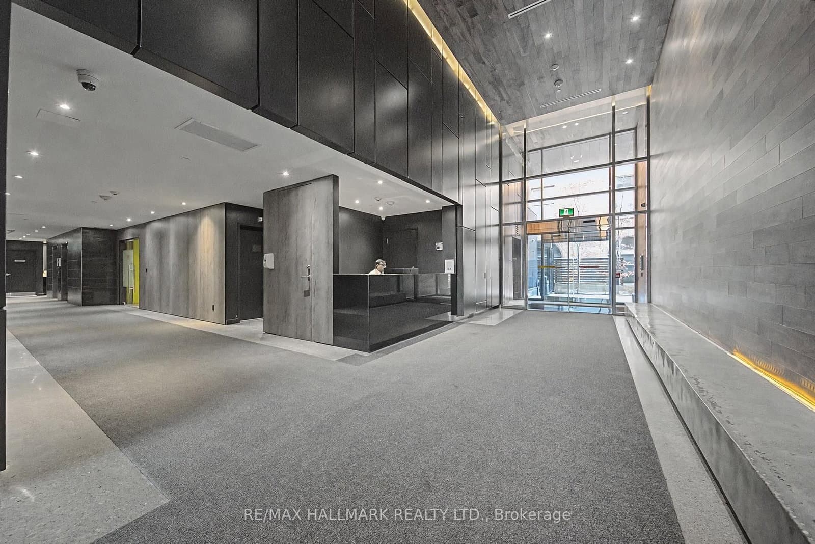 383 Sorauren Avenue, Unit 609 thumbnail 24