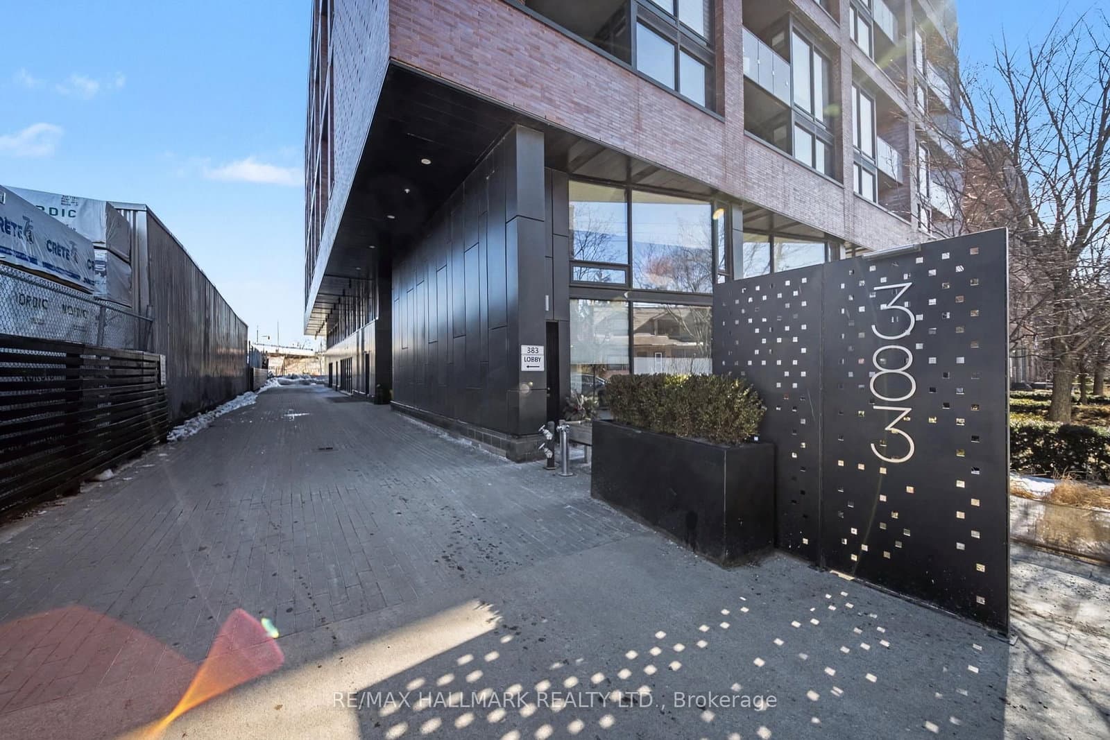 383 Sorauren Avenue, Unit 609 thumbnail 29
