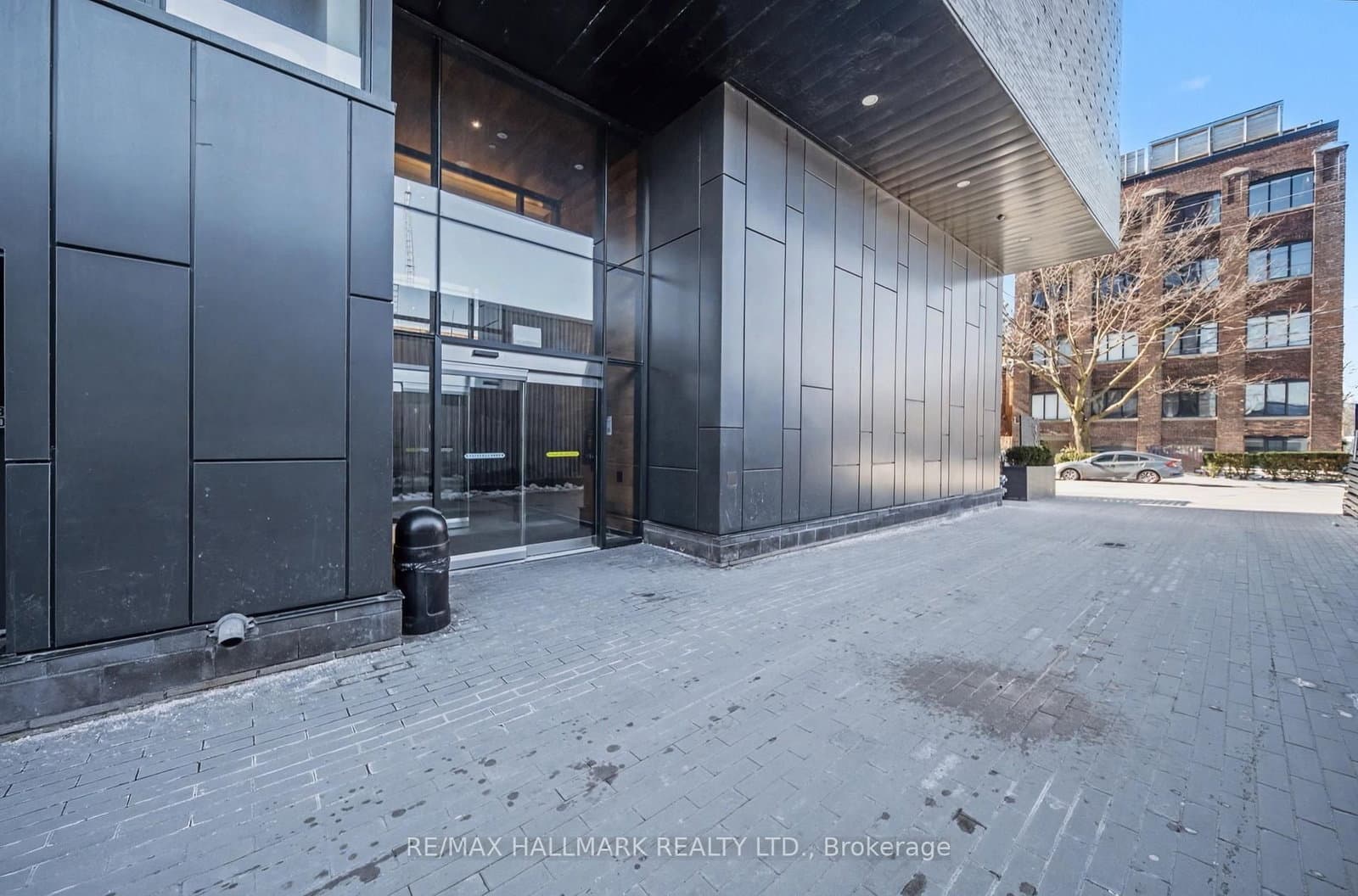 383 Sorauren Avenue, Unit 609 thumbnail 31