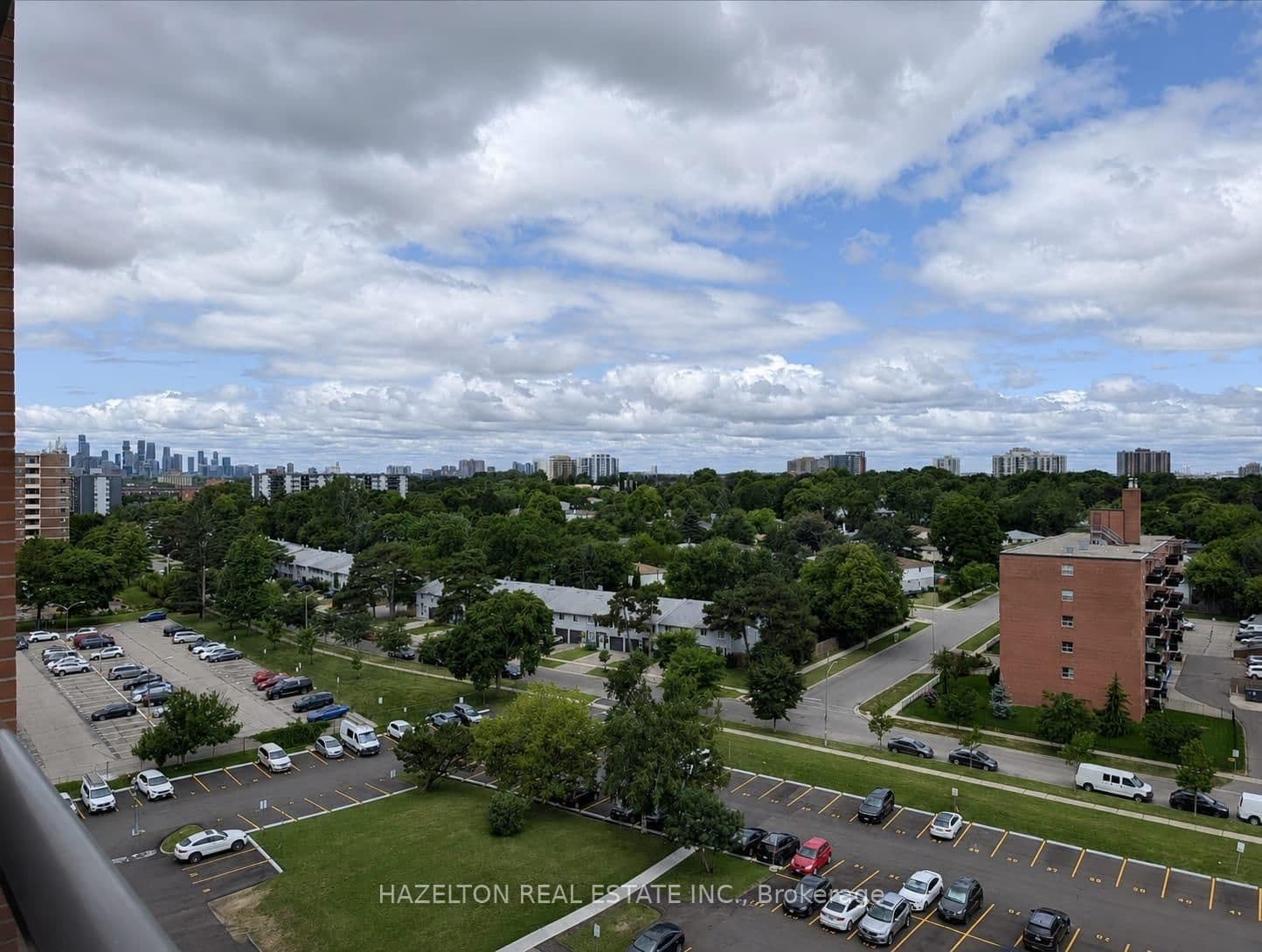 1665 Bloor Street E, Unit 1015 thumbnail 15