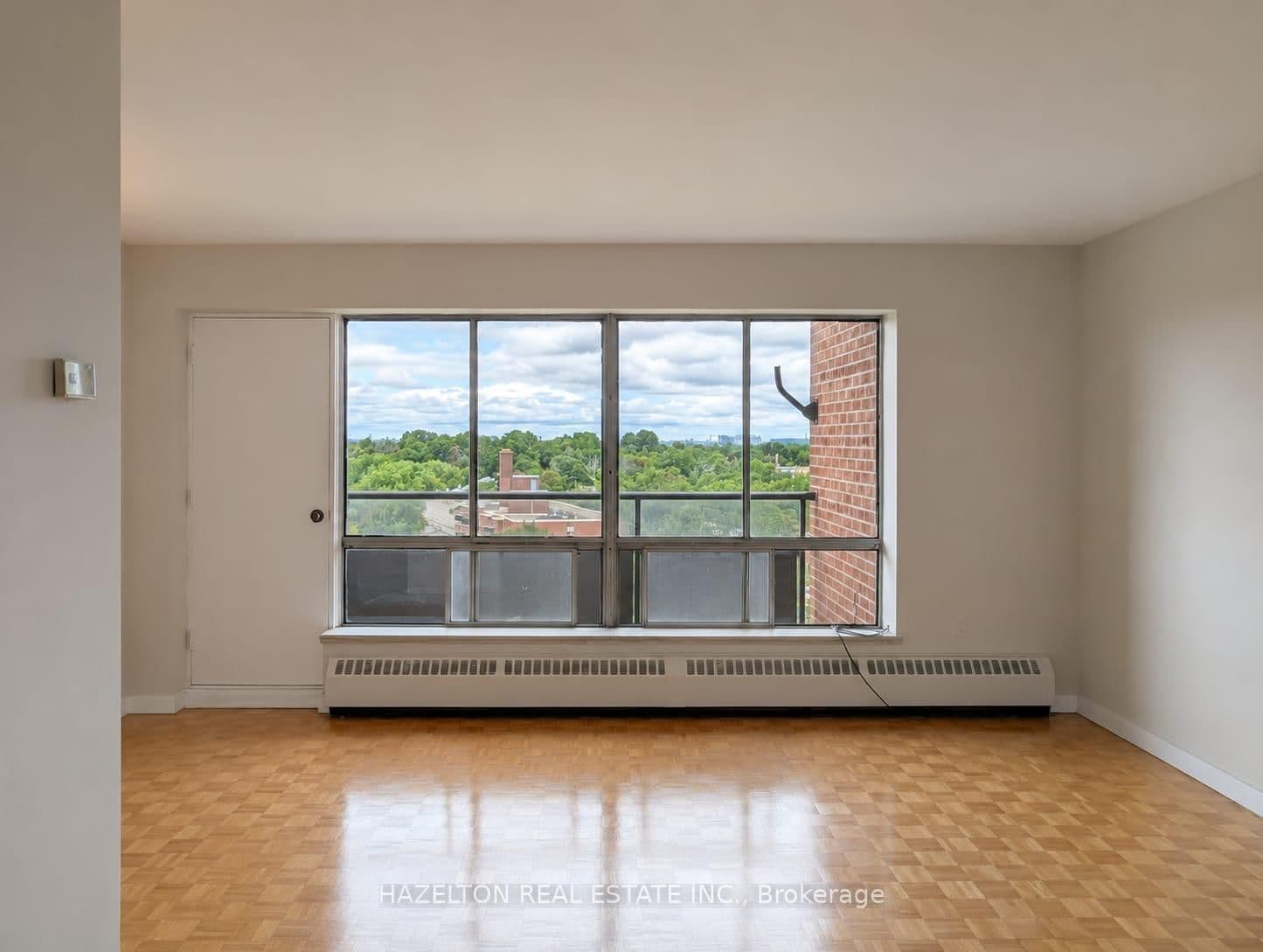 1665 Bloor Street E, Unit 1015 thumbnail 3