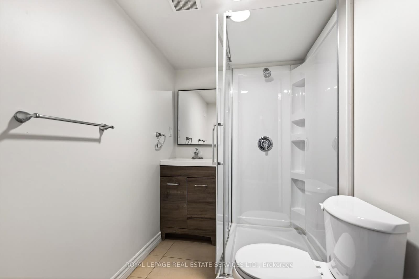 2307 Stone Glen Crescent thumbnail 27