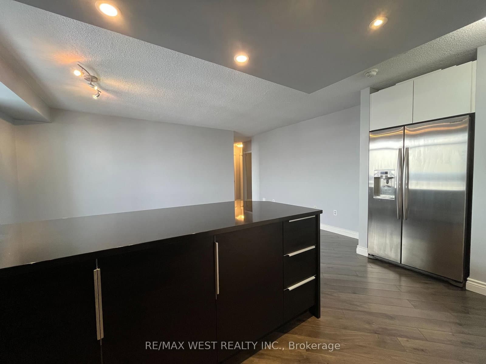300 Webb Drive, Unit 1007 thumbnail 3