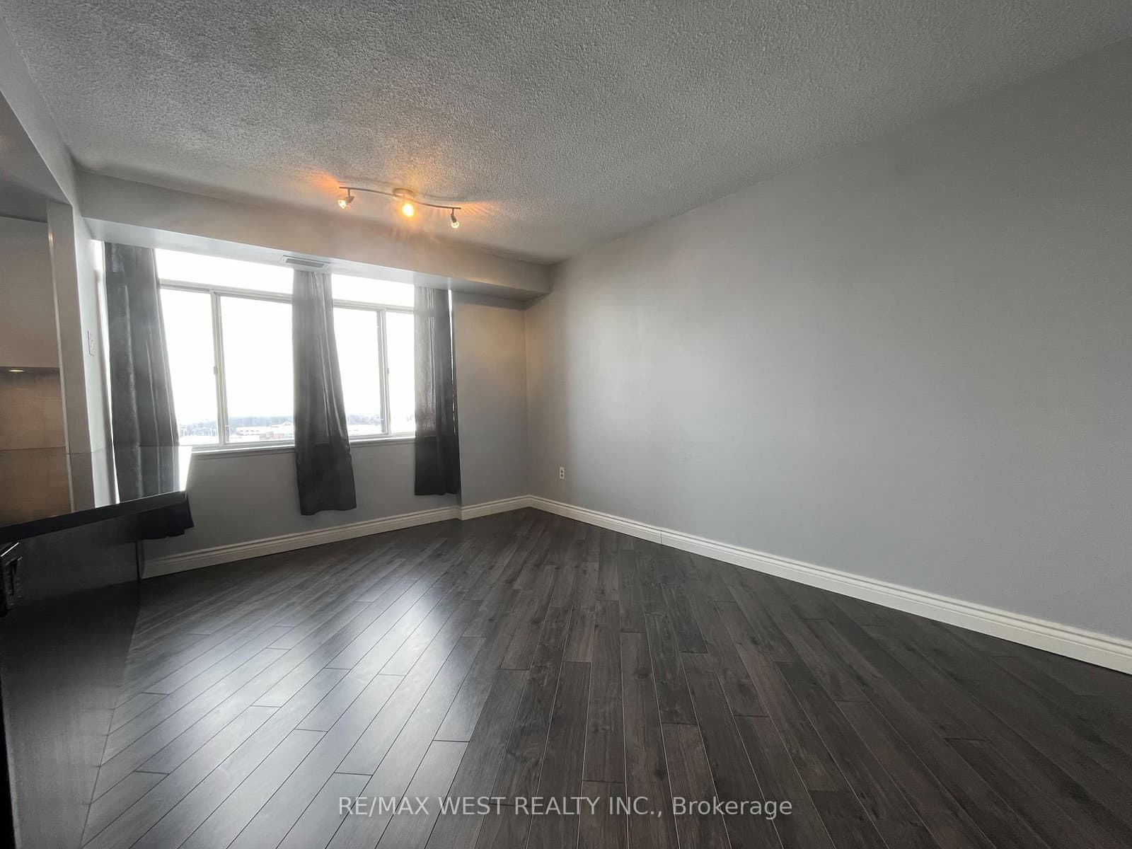 300 Webb Drive, Unit 1007 thumbnail 5
