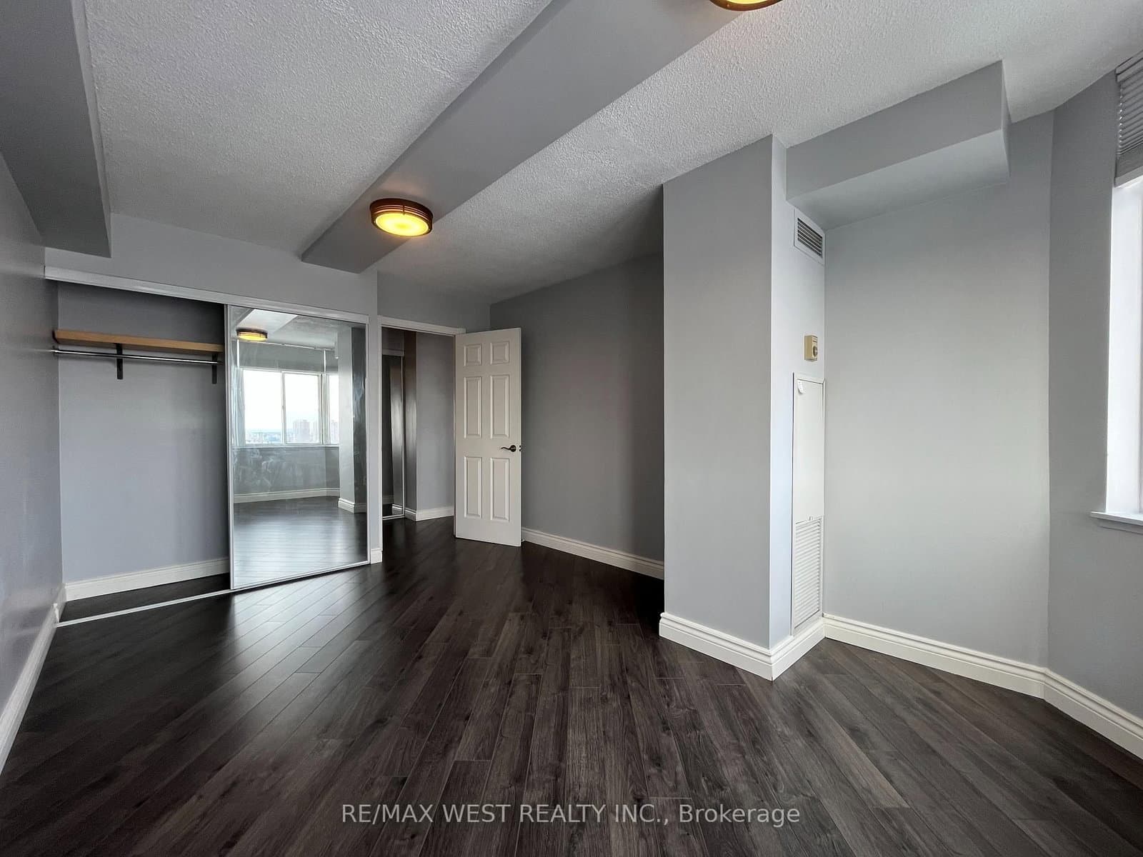 300 Webb Drive, Unit 1007 thumbnail 9